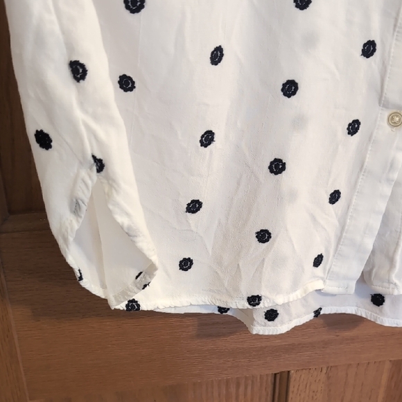 LOFT Polka Dot Button-Up Blouse With Cute Criss-Cross Detail On Back - Picture 6 of 8